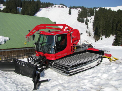 Pistenbully in Grasgehren