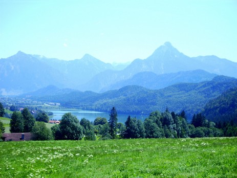 Blick von Oberkirch auf den Weißensee