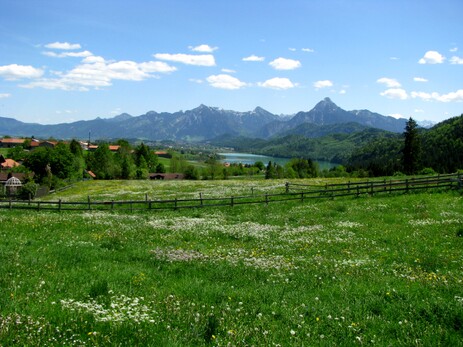 Blick von Oberkirch auf den Weißensee